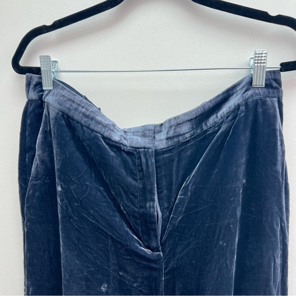 Vince Camuto size large wide leg blue velvet trousers - Picture 3 of 5